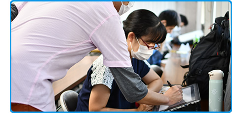 日本ウェルネス高校 マンガ・イラスト専攻